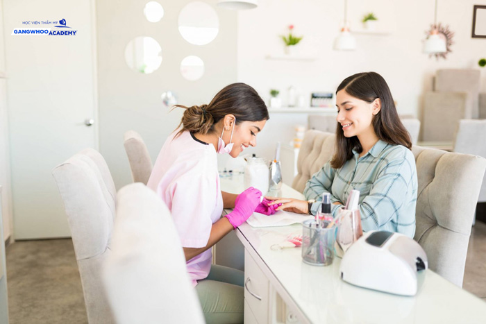 Học Nail Cho Người Mới Bắt Đầu