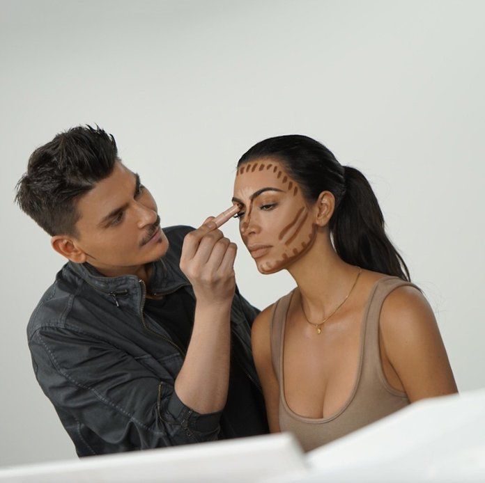 Bất cứ ai cũng có thể theo học khoá học makeup chuyên nghiệp