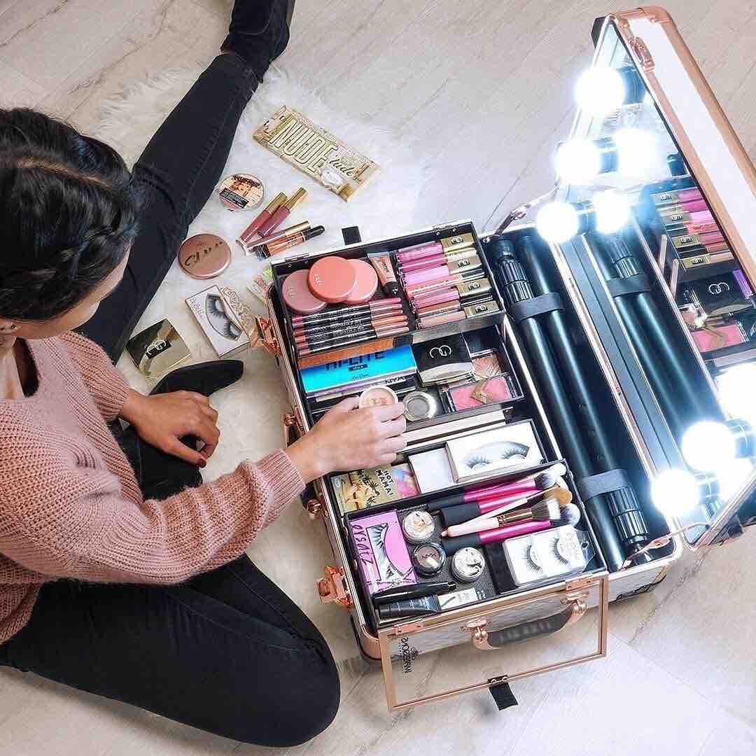 Để làm nghề makeup tự do bạn cần phải có thật nhiều kinh nghiễm