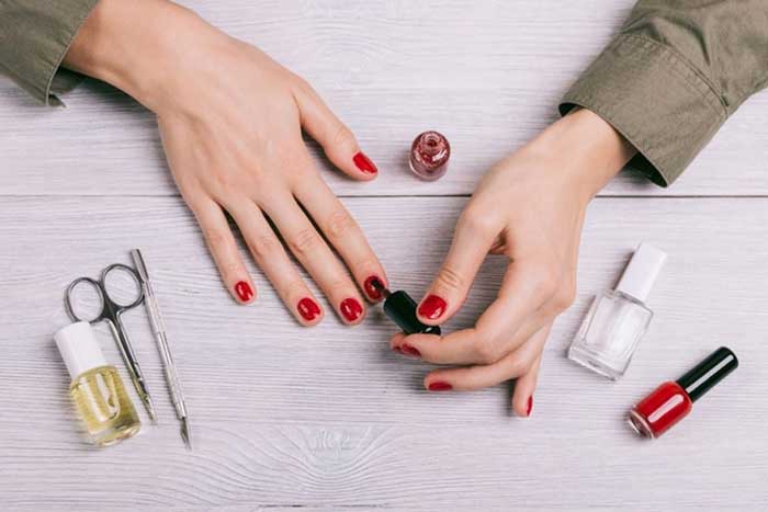 Học Nail Cần Mua Những Gì