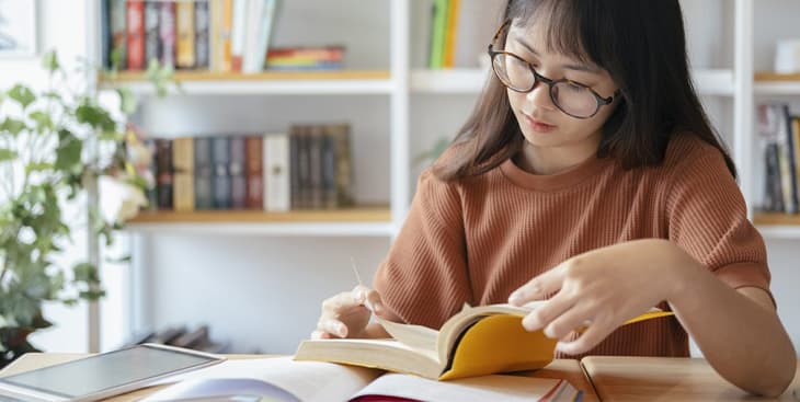 Để ôn thi đại học hiệu quả, bạn không chỉ cần một lịch học khoa học, mà còn cần tuân thủ một số nguyên tắc quan trọng